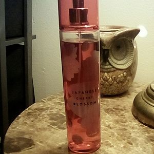 Japanese Cherry Blossom Mist 8 fl. oz.